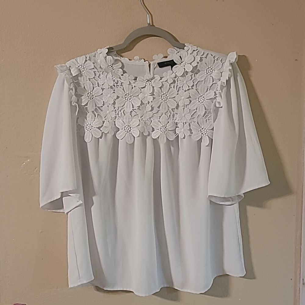 Marc New York Applique Floral Flowy Blouse White size Large